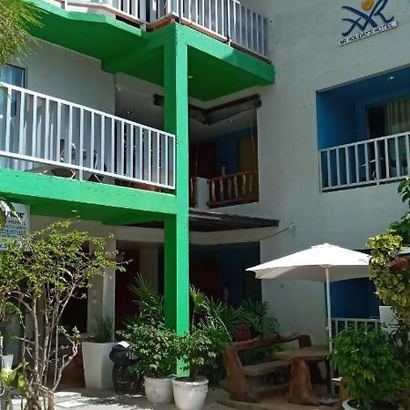 Mr Holidays Hotel Balabag  Exterior photo